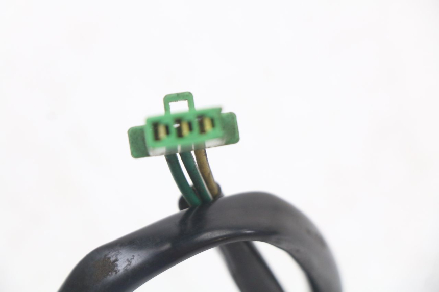 photo de INTERRUTTORE CAVALLETTO HONDA FES PANTHEON 2T 125 (1998 - 2002) - Primo piano tecnico