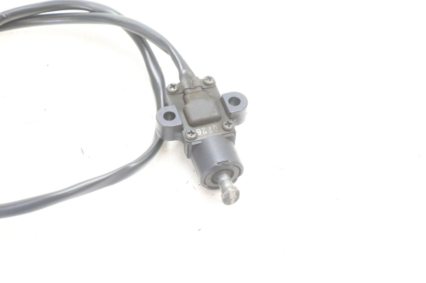 photo de INTERROMPI IL CONTATTO DELLA CAVALLETTO YAMAHA FZ8 800 (2010 - 2016) - Primo piano tecnico