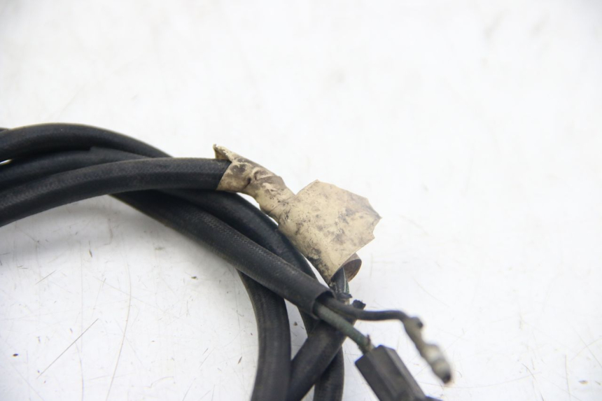 photo de INTERRUTTORE DI ACCENSIONE CAVALLETTO SUZUKI GSX-F GSX  F 1100 (1988 - 1994) - Dettaglio del componente