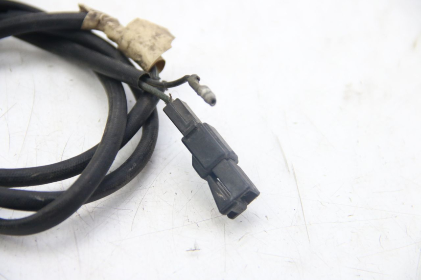 photo de INTERRUTTORE DI ACCENSIONE CAVALLETTO SUZUKI GSX-F GSX  F 1100 (1988 - 1994) - Altra angolazione