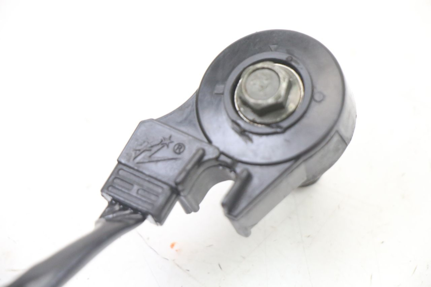 photo de INTERRUTTORE CAVALLETTO LONGJIA SHARPY 125 (2020 - 2024) - Zoom sullo stato d'uso