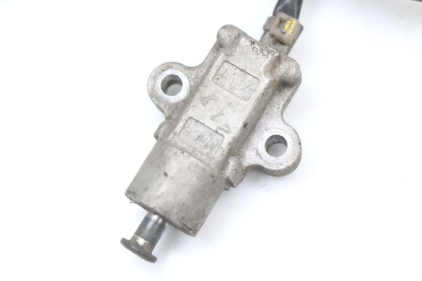 photo de INTERRUTTORE CAVALLETTO MBK MW TRYPTIK 125 (2014 - 2016) - Zoom sullo stato d'uso