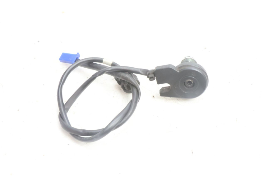 photo de INTERRUTTORE CAVALLETTO YAMAHA N-MAX NMAX 125 (2021 - 2024) - Zoom sullo stato d'uso