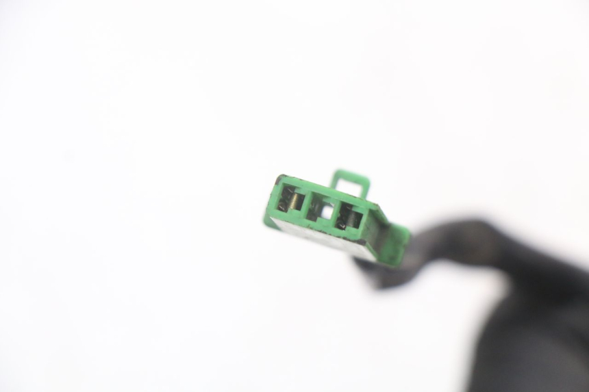 photo de INTERRUTTORE DI ACCENSIONE CAVALLETTO HONDA NTV DEAUVILLE 650 (1998 - 2001) - Primo piano tecnico