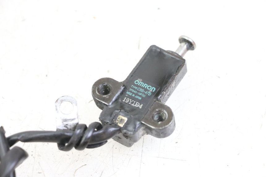 photo de INTERROMPI IL CONTATTO DELLA CAVALLETTO SUZUKI SV S 650 (1999 - 2002) - Dettaglio del componente