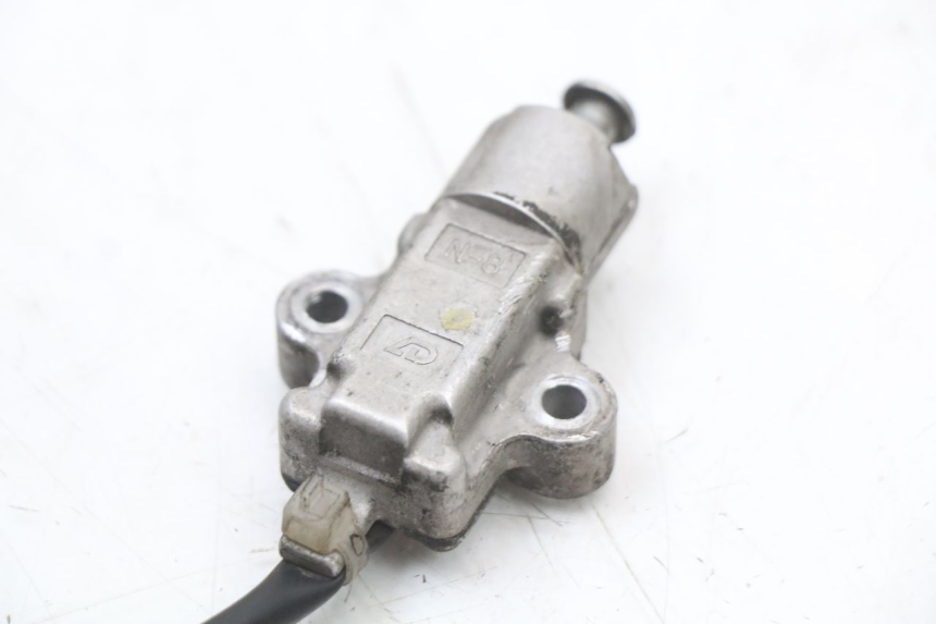 photo de INTERRUTTORE DI ACCENSIONE CAVALLETTO YAMAHA XMAX X-MAX ABS 125 (2017 - 2020) - Primo piano tecnico