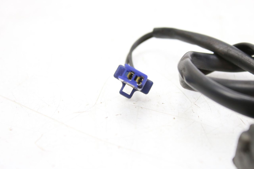 photo de INTERRUTTORE DI ACCENSIONE CAVALLETTO YAMAHA XMAX X-MAX 125 (2006 - 2009) - Primo piano tecnico