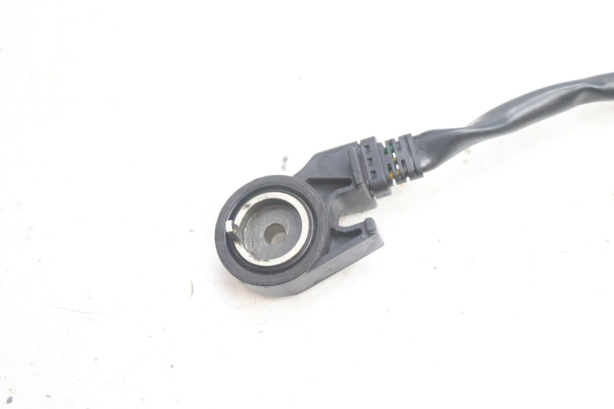 photo de INTERRUTTORE DI ACCENSIONE CAVALLETTO PIAGGIO X9 EVOLUTION 125 (2003 - 2007) - Altra angolazione
