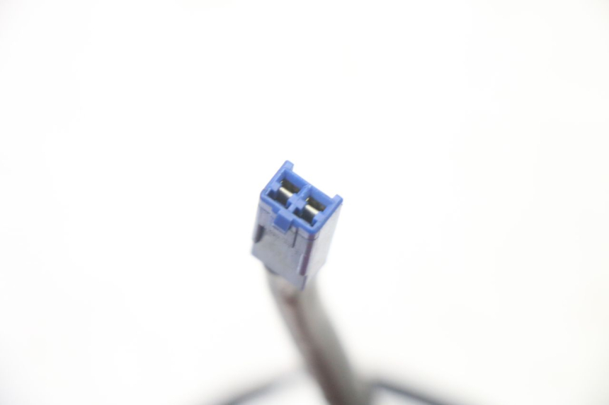 photo de INTERROMPI IL CONTATTO DELLA CAVALLETTO YAMAHA XJ6 ABS 600 (2008 - 2016) - Primo piano tecnico