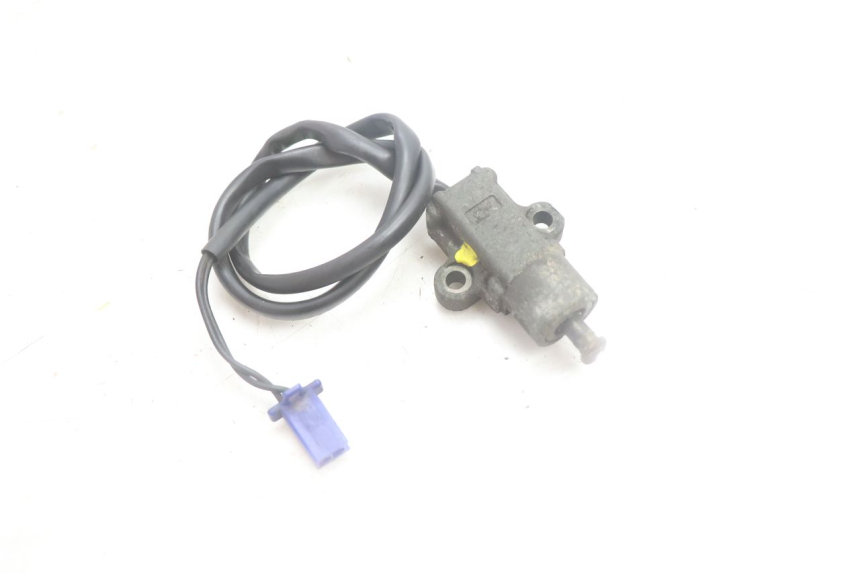 photo de INTERRUTTORE DI ACCENSIONE CAVALLETTO YAMAHA YP MAJESTY 125 (2002 - 2006) - Primo piano tecnico