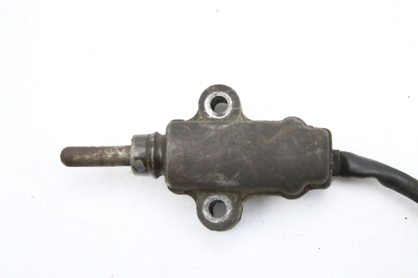 photo de INTERRUTTORE DI ACCENSIONE CAVALLETTO KAWASAKI ZEPHYR 1100 ( - 1995) - Primo piano tecnico