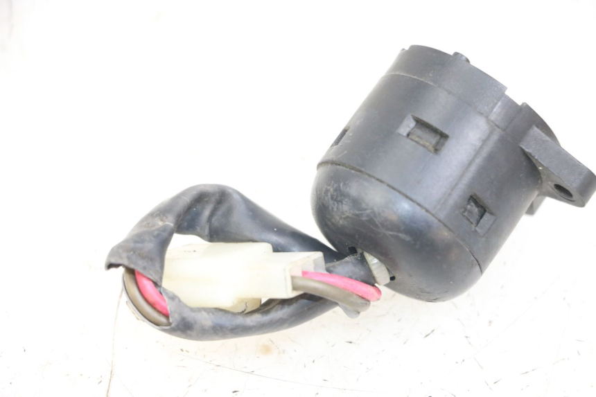 photo de INTERRUTTORE DI ACCENSIONE MBK BOOSTER SPIRIT 50 (2004 - 2017) - Zoom sullo stato d'uso