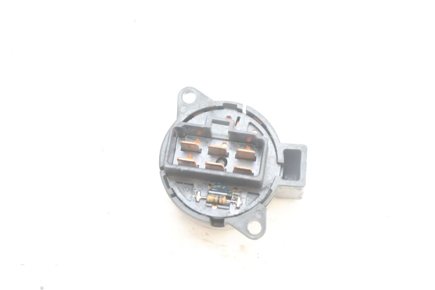 photo de INTERRUTTORE SUZUKI BURGMAN EXECUTIVE ABS 650 (2006 - 2012) - Altra angolazione