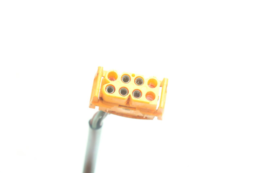 photo de INTERRUTTORE BMW C1 125 (2000 - 2003) - Primo piano tecnico