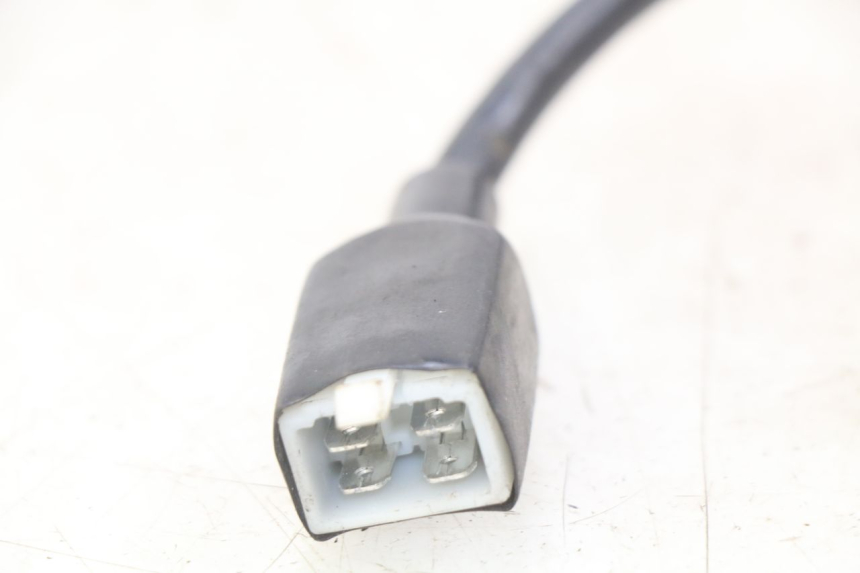 photo de INTERRUTTORE DI ACCENSIONE PEUGEOT CITYSTAR 2T 50 (2018 - 2021) - Zoom sullo stato d'uso