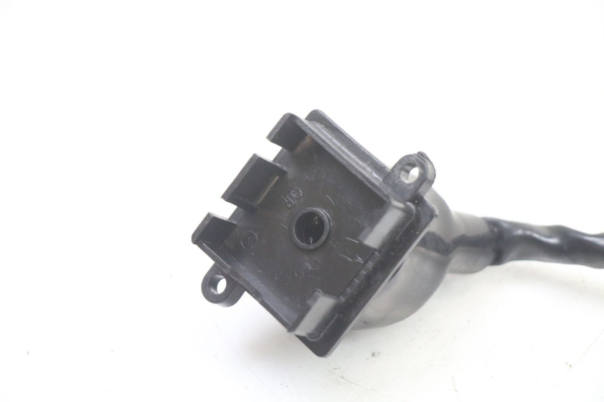 photo de INTERRUTTORE PEUGEOT CITYSTAR 125 (2011 - 2017) - Dettaglio del componente