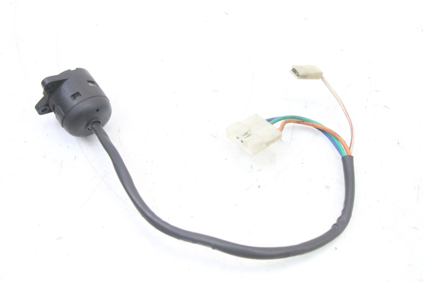 photo de INTERRUTTORE DERBI SENDA R X-TREME 50 (2006 - 2010) - Altra angolazione