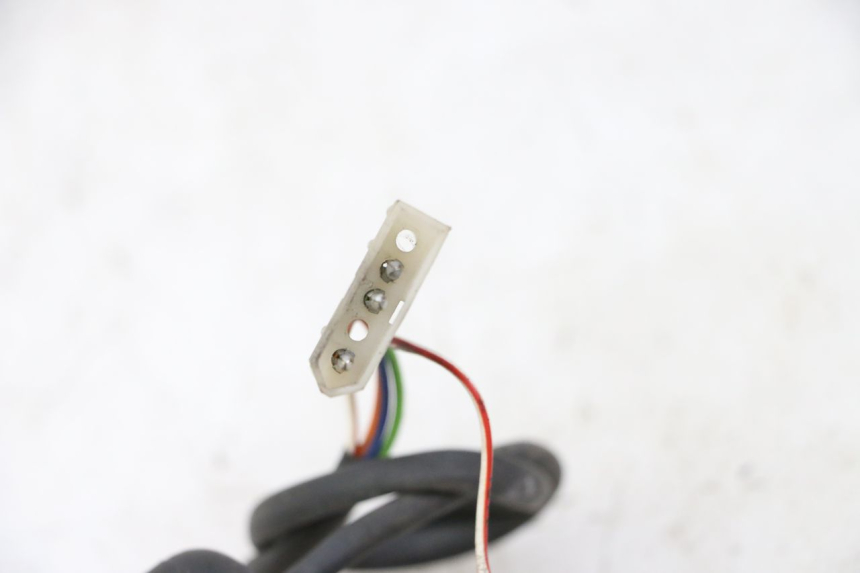 photo de INTERRUTTORE APRILIA ETX 125 (1998 - 2002) - Zoom sullo stato d'uso