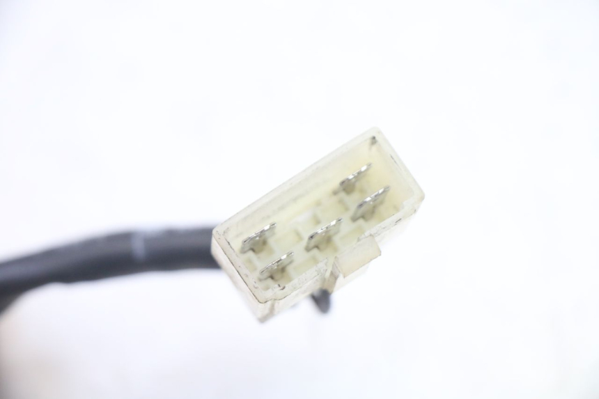 photo de INTERRUTTORE SYM FIDDLE 2 S 125 (2012 - 2014) - Primo piano tecnico