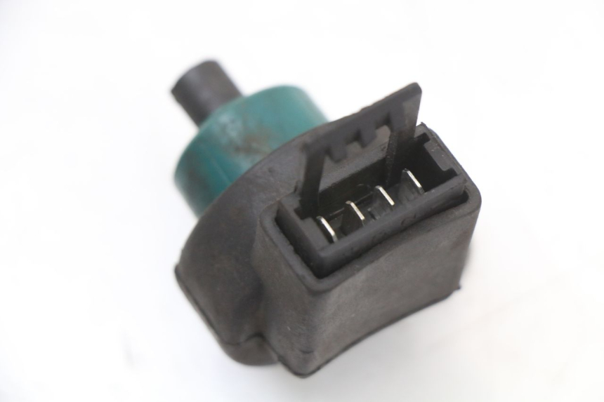 photo de INTERRUTTORE DI ACCENSIONE PIAGGIO FLY 2T 50 (2004 - 2017) - Altra angolazione