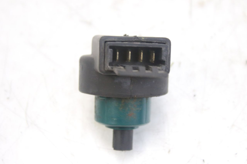 photo de INTERRUTTORE DI ACCENSIONE PIAGGIO FLY 4T 50 (2013 - 2017) - Dettaglio del componente