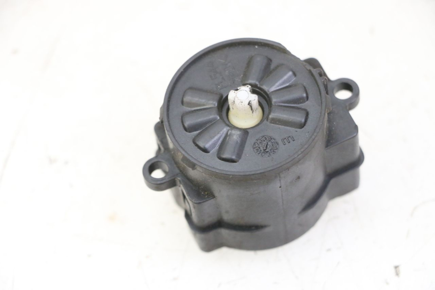 photo de INTERRUTTORE GILERA NEXUS 300 (2008 - 2013) - Dettaglio del componente