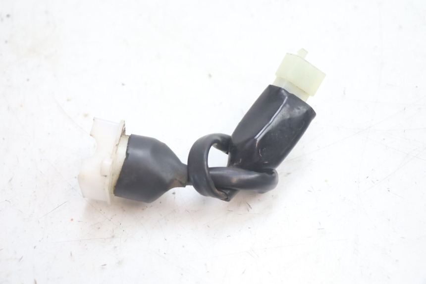 photo de INTERRUTTORE DI ACCENSIONE PEUGEOT KISBEE 2T 50 (2010 - 2017) - Zoom sullo stato d'uso