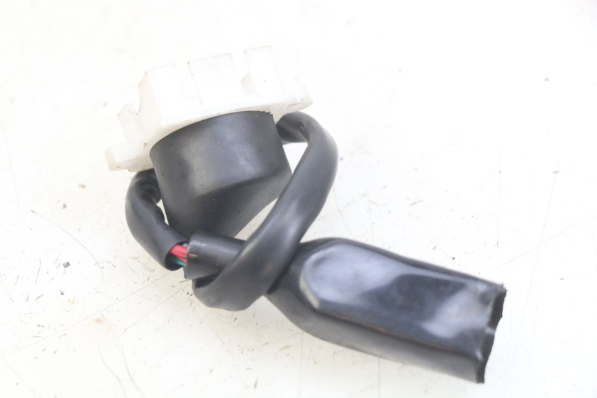 photo de INTERRUTTORE DI ACCENSIONE PEUGEOT KISBEE 4T 50 (2018 - 2022) - Zoom sullo stato d'uso