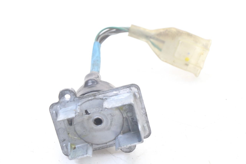 photo de INTERRUTTORE KYMCO DINK 4T 50 (2007 - 2018) - Zoom sullo stato d'uso