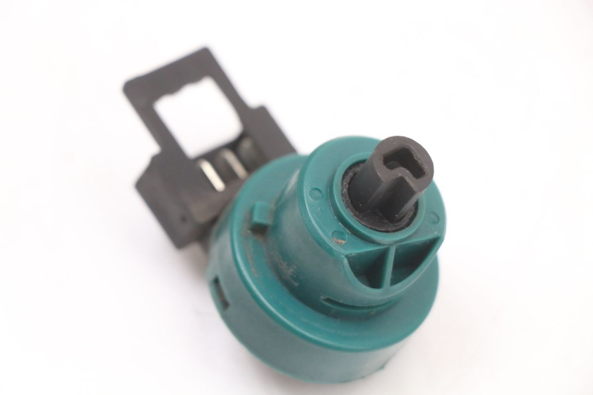 photo de INTERRUTTORE PIAGGIO LIBERTY 4T 50 (2018 - 2021) - Dettaglio del componente