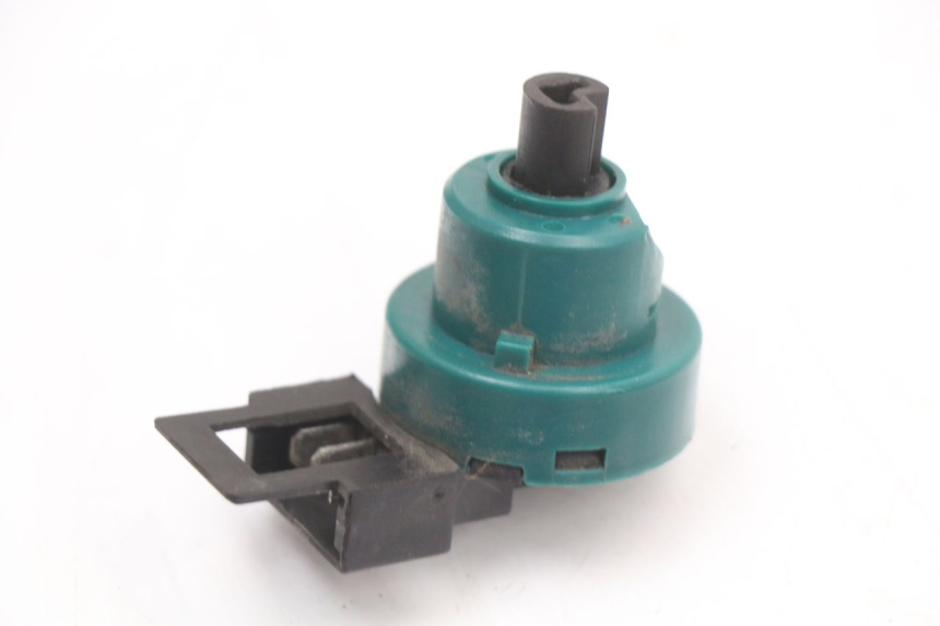 photo de INTERRUTTORE PIAGGIO LIBERTY 4T 50 (2018 - 2021) - Zoom sullo stato d'uso