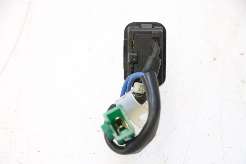 photo de INTERRUTTORE SYM MIO 50 (2005 - 2010) - Dettaglio del componente