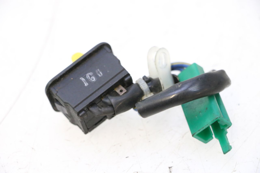 photo de INTERRUTTORE SYM MIO 50 (2005 - 2010) - Altra angolazione