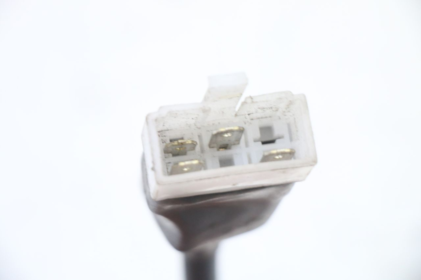 photo de INTERRUTTORE KYMCO LIKE 4T 50 (2019 - 2025) - Primo piano tecnico