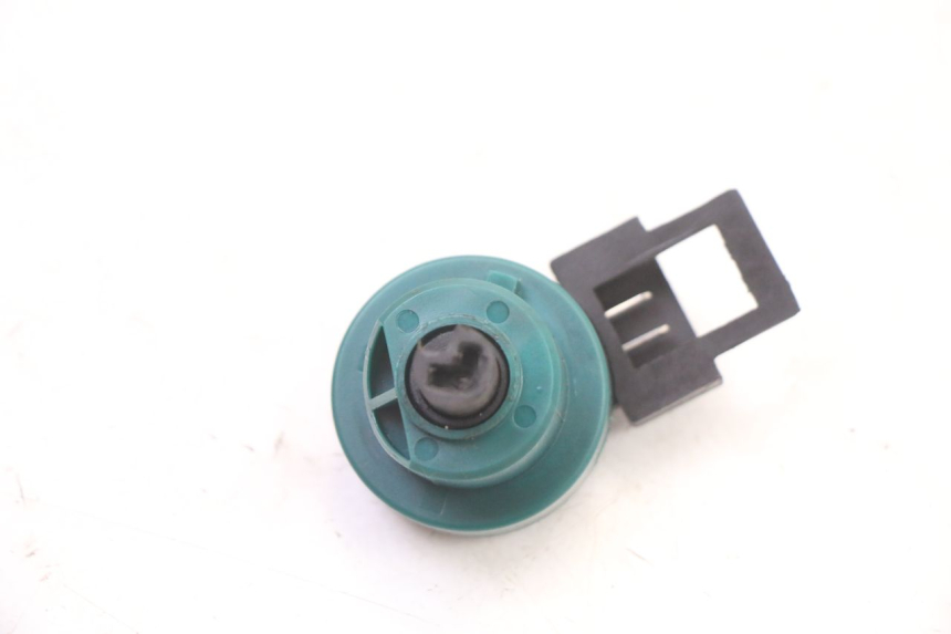 photo de INTERRUTTORE PIAGGIO NRG POWER PUREJET 50 (2018 - 2021) - Zoom sullo stato d'uso