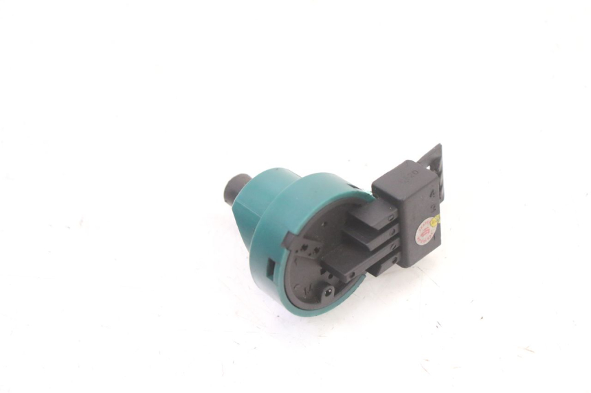 photo de INTERRUTTORE PIAGGIO NRG POWER PUREJET 50 (2018 - 2021) - Altra angolazione