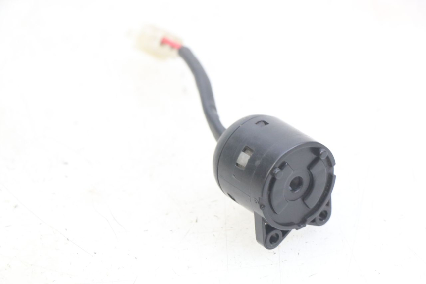 photo de INTERRUTTORE DI ACCENSIONE MBK OVETTO 2T 50 (2007 - 2017) - Dettaglio del componente