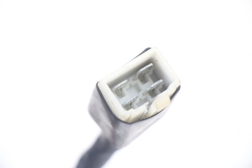 photo de INTERRUTTORE PEUGEOT CITYSTAR 125 (2011 - 2017) - Primo piano tecnico