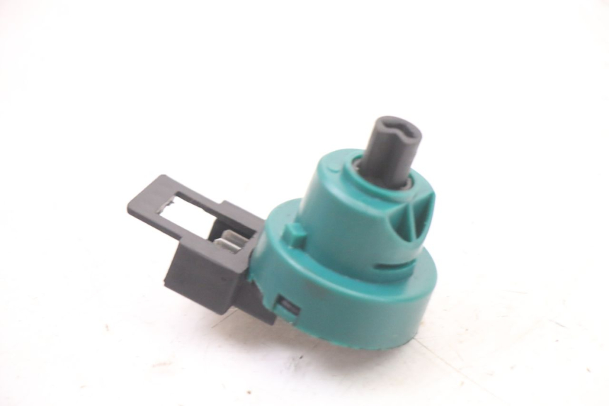 photo de INTERRUTTORE PIAGGIO NRG POWER PUREJET 50 (2018 - 2021) - Zoom sullo stato d'uso