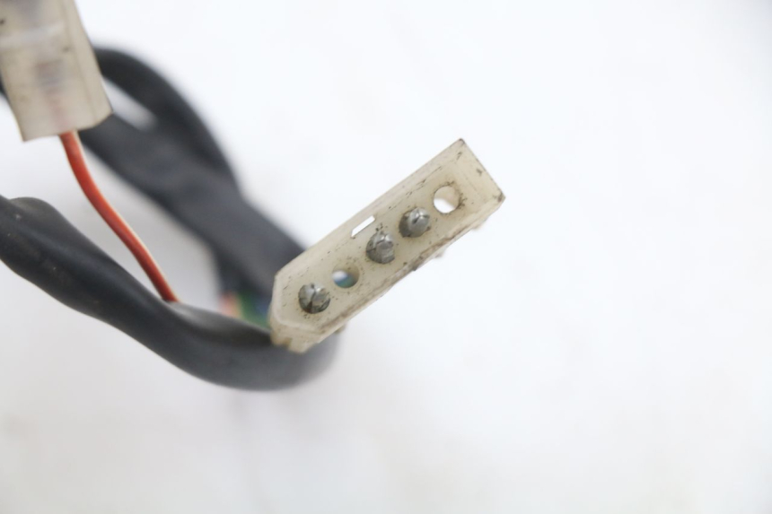 photo de INTERRUTTORE APRILIA RS 50 (2006 - 2010) - Primo piano tecnico