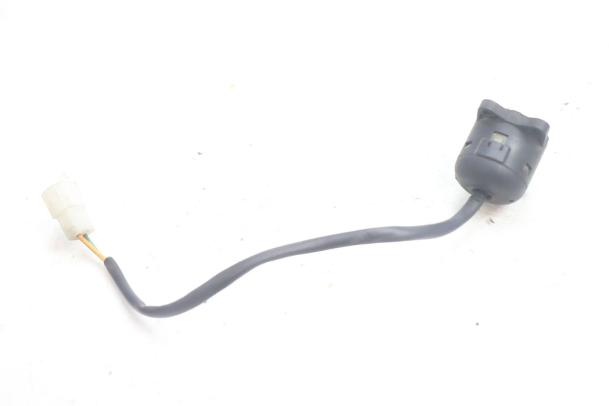 photo de INTERRUTTORE APRILIA SCARABEO GT 125 (1999 - 2007) - Zoom sullo stato d'uso