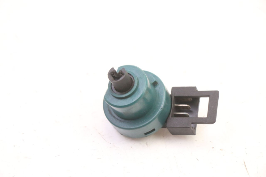 photo de INTERRUTTORE PIAGGIO SUPER LX 125 (2000 - 2003) - Dettaglio del componente