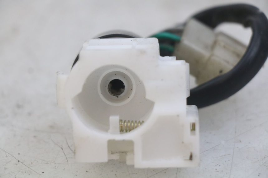 photo de INTERRUTTORE DI ACCENSIONE PEUGEOT TWEET 4T 50 (2018 - 2022) - Dettaglio del componente