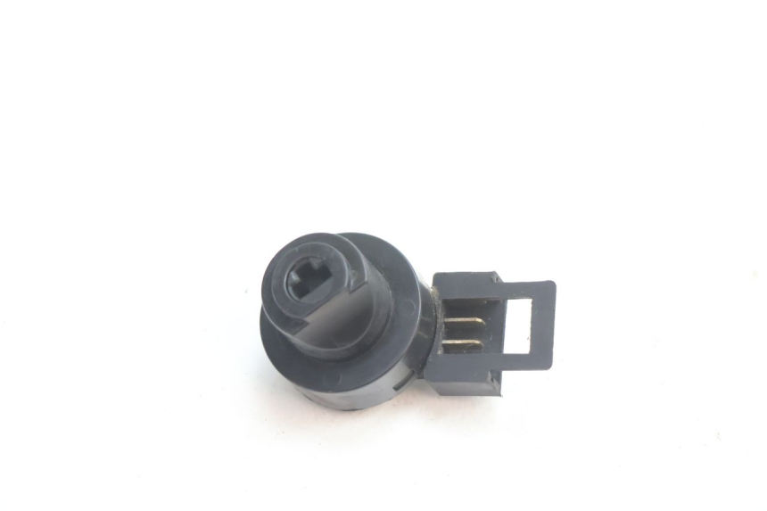 photo de INTERRUTTORE PIAGGIO TYPHOON 50 (2000 - 2009) - Dettaglio del componente
