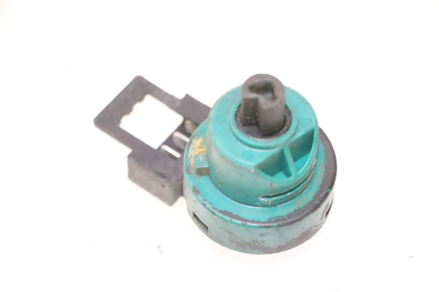 photo de INTERRUTTORE DI ACCENSIONE PIAGGIO VESPA LX 2T 50 (2005 - 2013) - Vista principale
