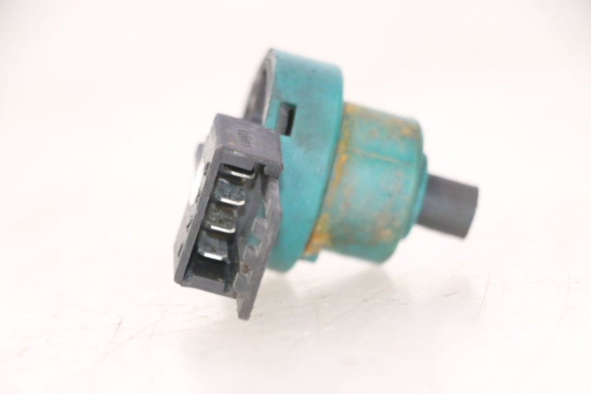 photo de INTERRUTTORE DI ACCENSIONE PIAGGIO VESPA LX 2T 50 (2005 - 2013) - Dettaglio del componente