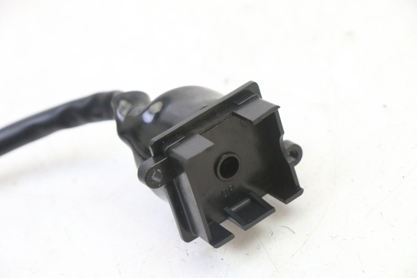 photo de INTERRUTTORE PEUGEOT VIVACITY NEW 4T 50 (2008 - 2017) - Dettaglio del componente