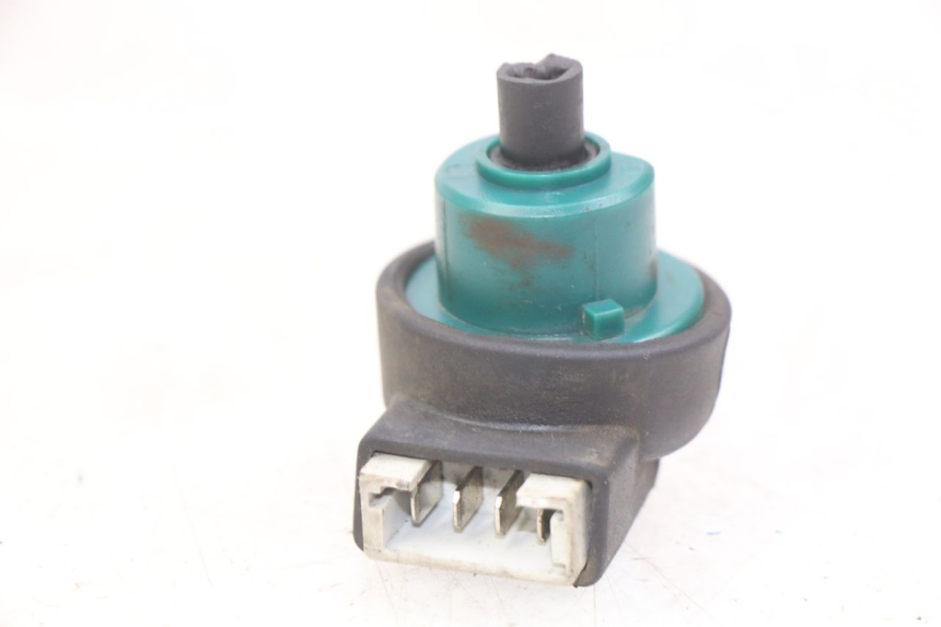 photo de INTERRUTTORE DI ACCENSIONE PIAGGIO XEVO - X EVO 125 (2007 - 2017) - Dettaglio del componente