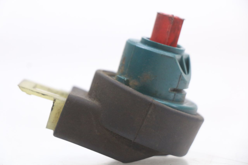 photo de INTERRUTTORE DI ACCENSIONE PIAGGIO XEVO - X EVO 125 (2007 - 2017) - Zoom sullo stato d'uso