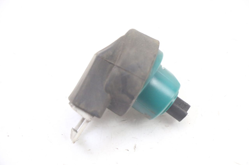 photo de INTERRUTTORE DI ACCENSIONE PIAGGIO XEVO - X EVO 125 (2007 - 2017) - Zoom sullo stato d'uso